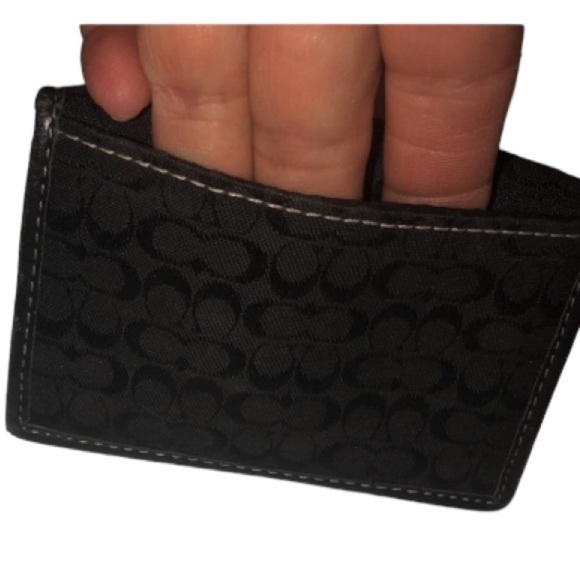 Coach black Monogram vintage card & cash case with ID window and front snap - Picture 2 of 9